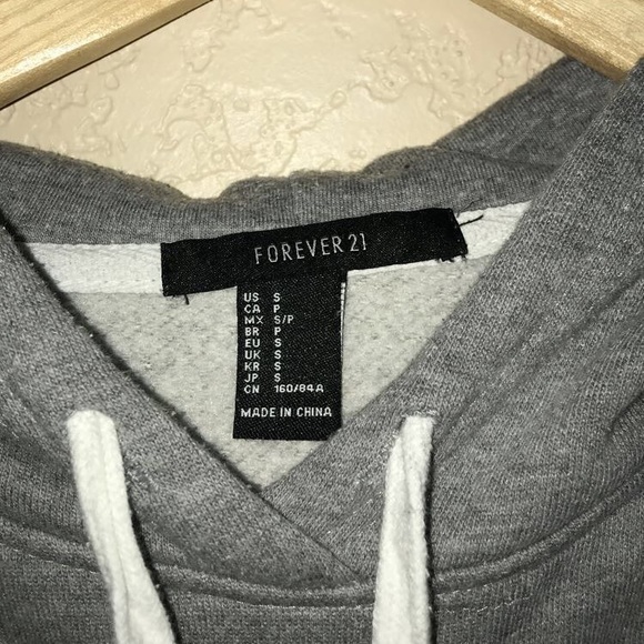 forever21 cropped gray hoodie - Picture 2 of 4